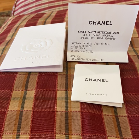 Authentic  Chanel necklace - Picture 9 of 10